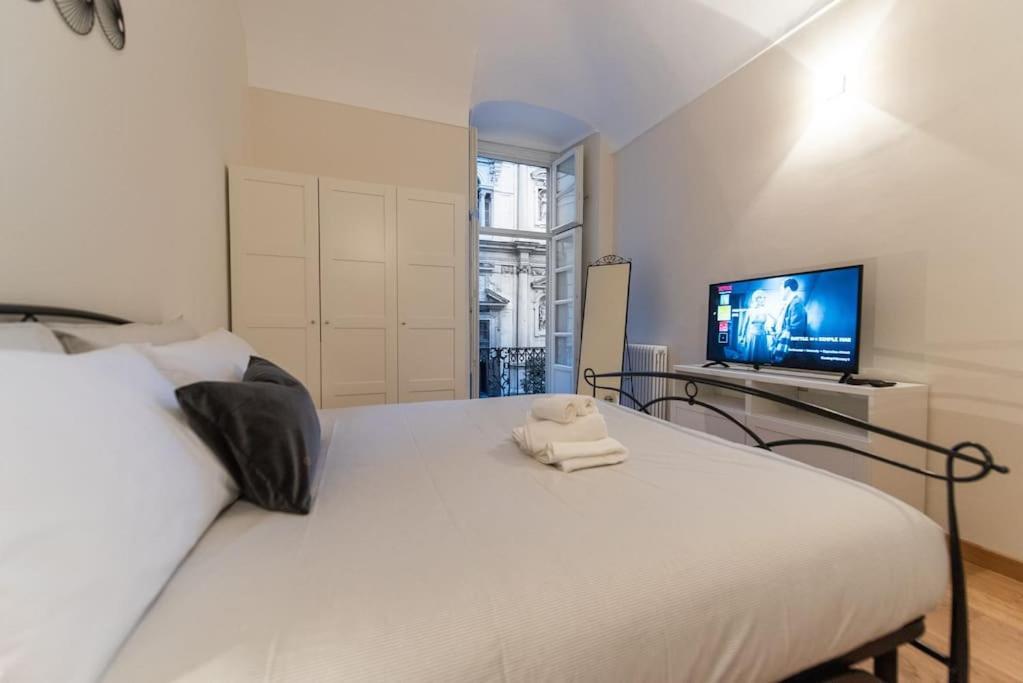 Grand Palace Apartment -Centro Storico Торино Екстериор снимка