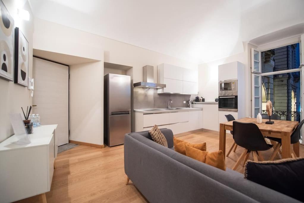 Grand Palace Apartment -Centro Storico Торино Екстериор снимка